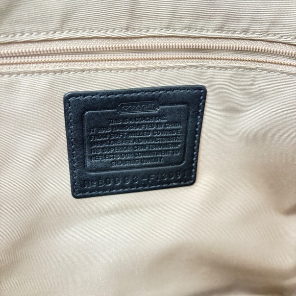 Coach Hamilton Turn Lock Leather shoulder bag - Picture 11 of 12